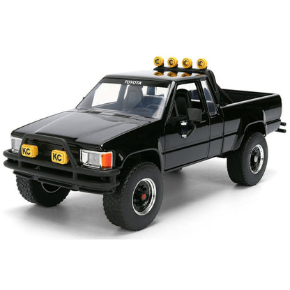 1985 Toyota SR5 Pickup Truck Black Marty's Skateboard Back to the Future (1985) Jada